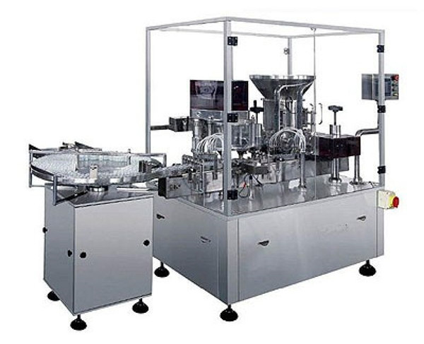 Sausų miltelių įpurškimo aparatas